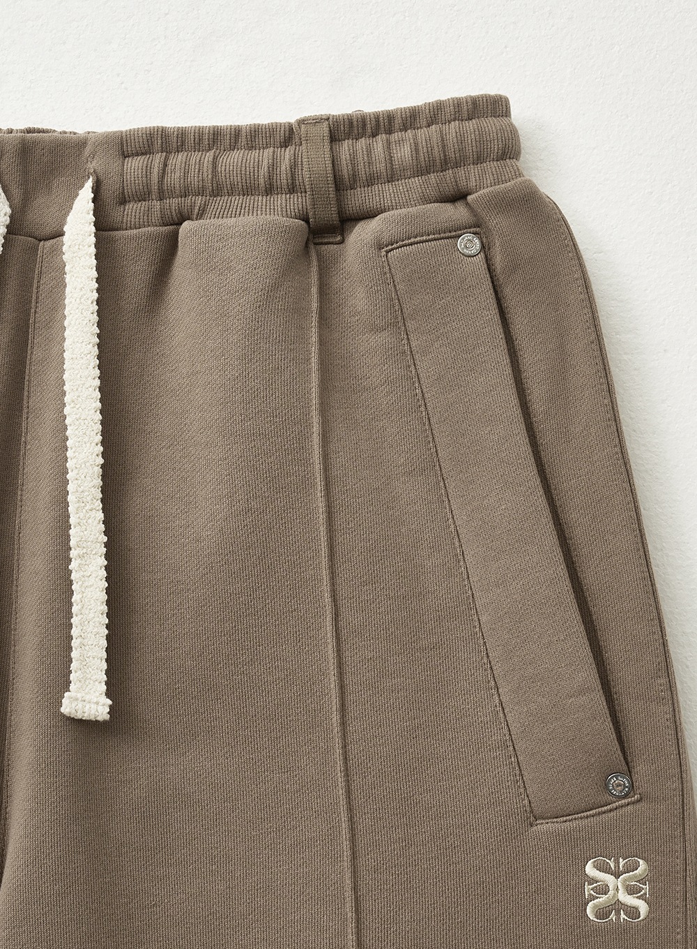 SATUR】 TEO COTTON BANDING SWEATPANTS : BROWN SATUR】 TEO COTTON BANDING SWEATPANTS : BROWN