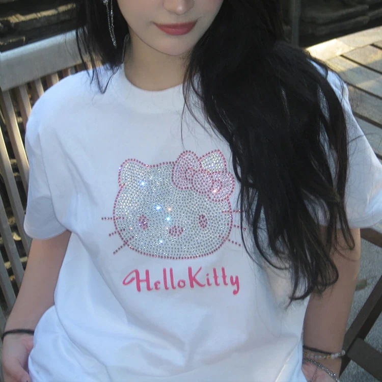 【極速出荷】【無料限定】2枚購入で 0 FF!Tシャツ キティちゃん ストーン キラキラ 半袖Ttシャツ ティーシャツ 無地 キャラクター 半袖 トップス カジュアル レディース 【極速出荷】【無料限定】2枚購入で 0 FF!Tシャツ キティちゃん ストーン キラキラ 半袖Ttシャツ ティーシャツ 無地 キャラクター 半袖 トップス カジュアル レディース