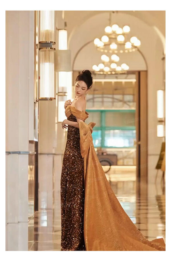 イブニングドレス 50代 スパンコール 高級感 キレイめ ロングドレス フォーマル 発表会ドレス 演奏会ドレス フレア袖 パーティードレス 二次会 イブニングドレス 50代 スパンコール 高級感 キレイめ ロングドレス