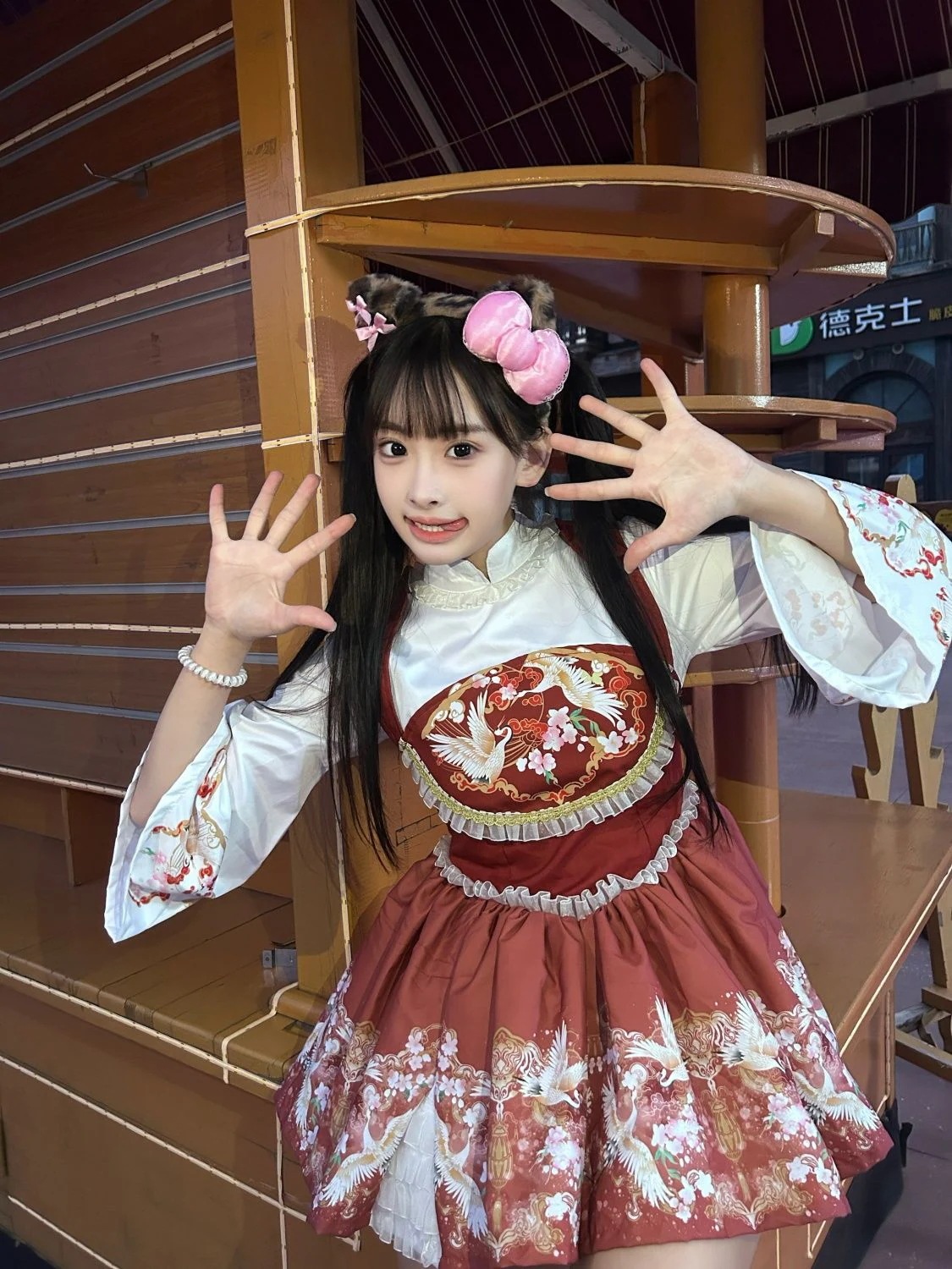 ロリータワン 25新品登場 二次元 衣装 メイド コスプレ ロリータワン 25新品登場 二次元 衣装 メイド コスプレ