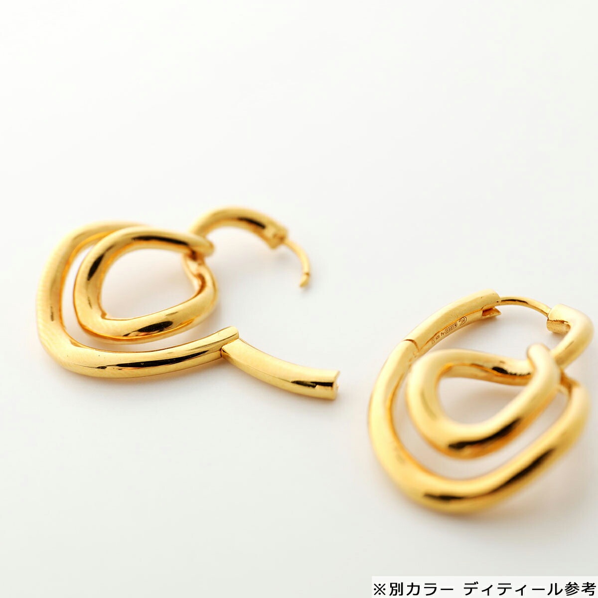 Charlotte Chesnais シャルロットシェネ ピアス CREOLE LASSO 23BO125AR レディース フープピアス アクセサリー ARGE】 Charlotte Chesnais シャルロットシェネ ピアス CREOLE LASSO 23BO125AR レディース フープピアス アクセサリー ARGE】