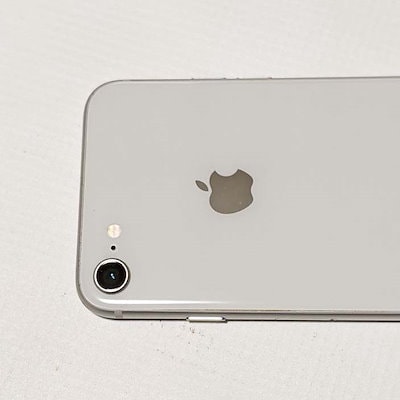 超激安特価 iPhone8 64GB シルバー A1 : スマートフォン・タブレットPC 国産HOT