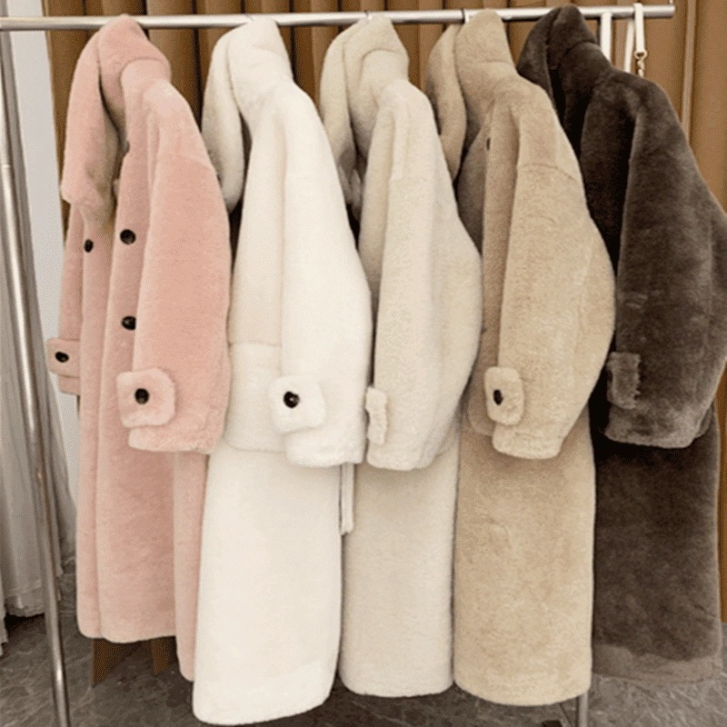 ムートンファッション 厚手 ロング 韓国 百掛け ふわふわ ウォーム おしゃれ 立ち襟 フェイクラムズウール 皮毛一体 アウター