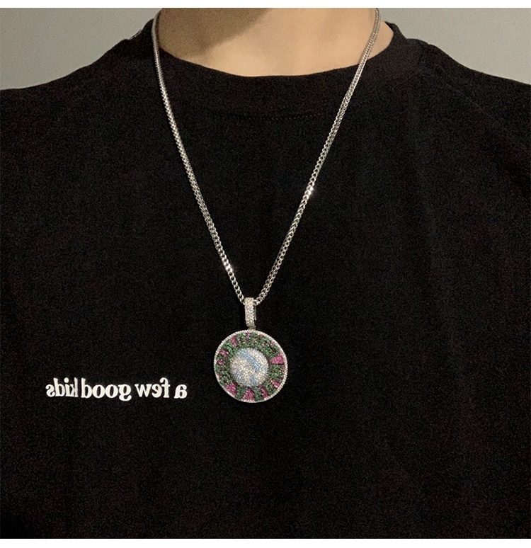 【AFGK】馬思唯連名回転円盤ネックレスいっぱいダイヤモンドジルコン地球回転ペンダント男女潮人 【AFGK】馬思唯連名回転円盤ネックレスいっぱいダイヤモンドジルコン地球回転ペンダント男女潮人