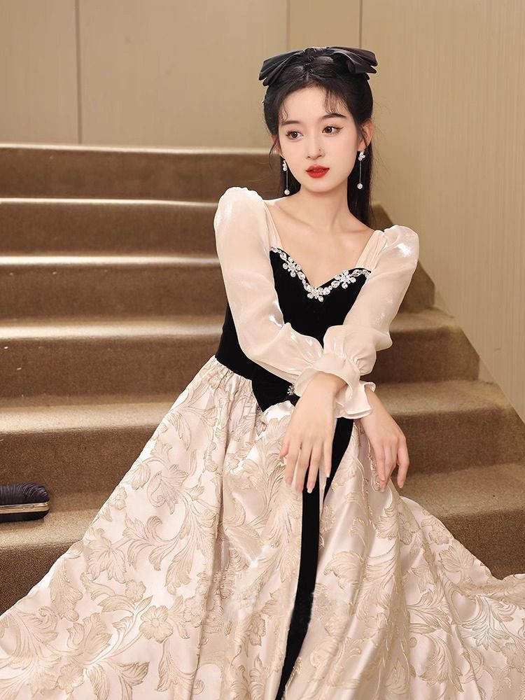長袖イブニングドレスフェミニンスタイル宴会ハイエンド気質芸術テストドレス