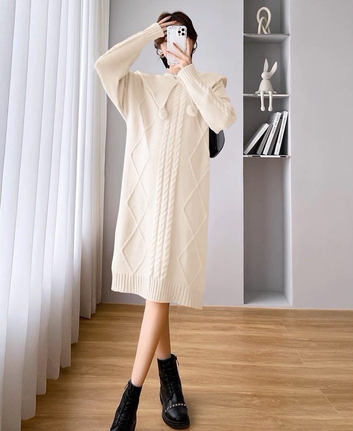 ワンピース マタニティ 全3色 授乳口付き ニット 襟付き ポンポン 長袖 ロング丈 クリスマスカラー レディース 大人可愛い ママコーデ ママファッション ママ服 マタニティウェア 人気 ワンピース マタニティ 全3色 授乳口付き ニット 襟付き ポンポン 長袖 ロング丈 クリスマスカラー レディース 大人可愛い ママコーデ ママファッション ママ服 マタニティウェア 人気