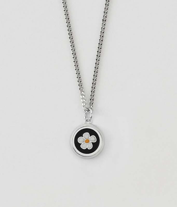 シャイニーオンユ着用/ブルームサークルネクレス/韓国ファッションスタイル 韓国の人気ブランド デイリーアクセサリー