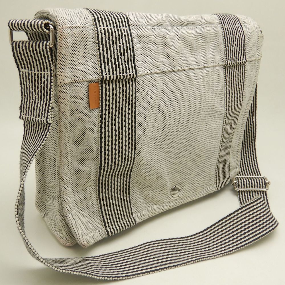 ニューフールトゥ バサスPM ショルダーバッグ トワルアッシュ グレー メンズ /253148【中古】 ニューフールトゥ バサスPM ショルダーバッグ トワルアッシュ グレー メンズ /253148【中古】