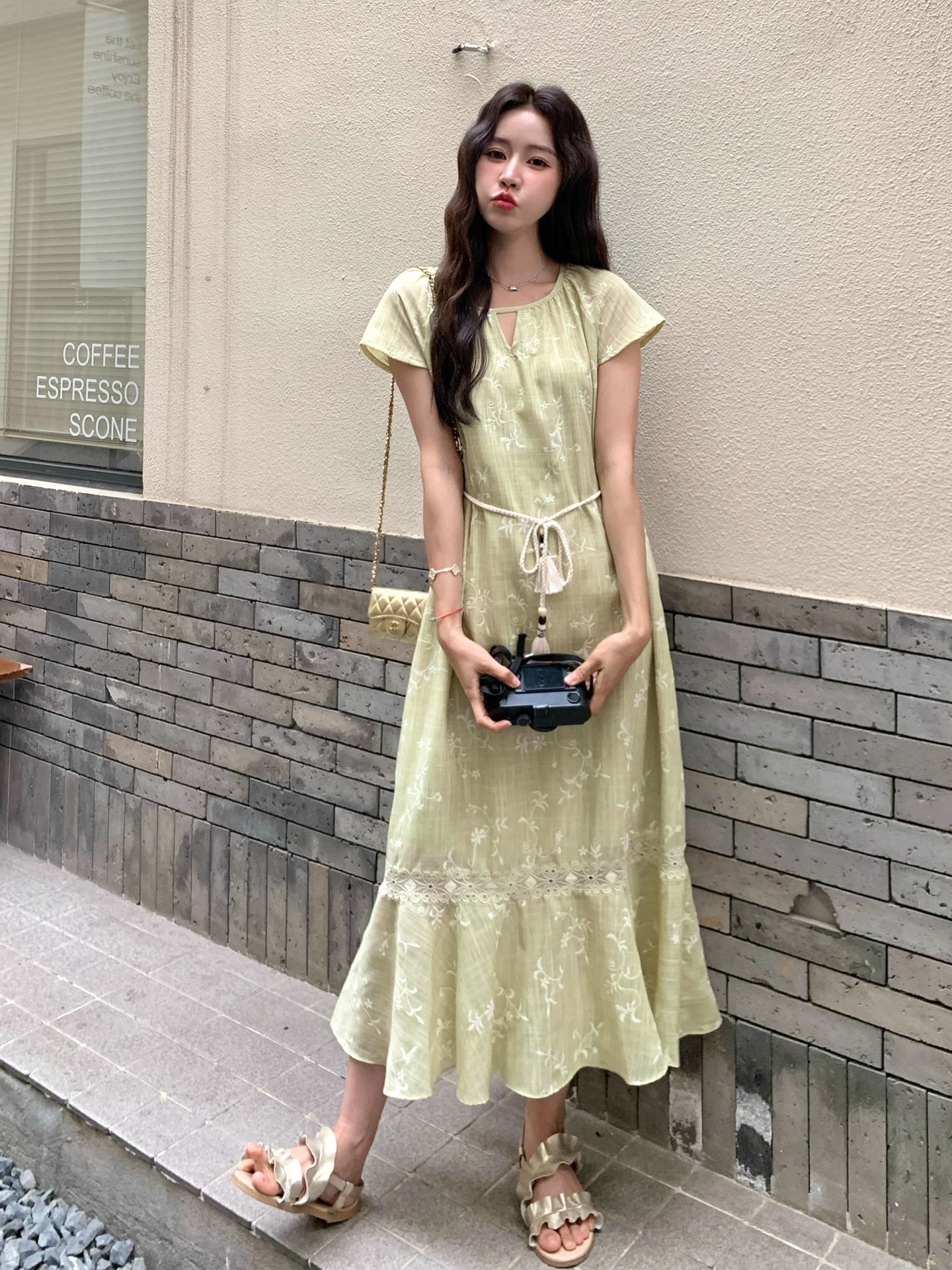 2025新作 おしゃれ ワンピース 韓国 ワンピース ロングタイプ 可愛い 気質 無地 ラッフル ワンピース 夏 レディースファッション ドレス 百掛け 2025新作 おしゃれ ワンピース 韓国 ワンピース ロングタイプ 可愛い 気質 無地 ラッフル ワンピース 夏 レディースファッション ドレス 百掛け