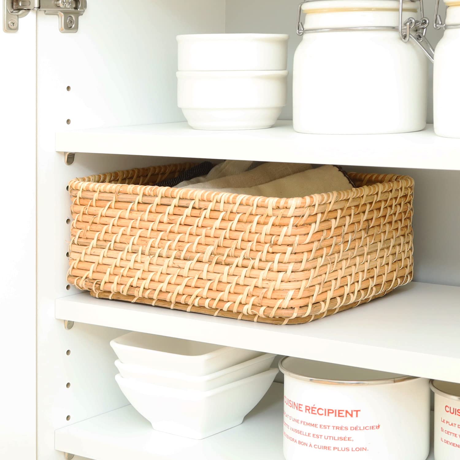 白井産業 カウンター下収納 ラック 扉タイプ キャビネット 木製 組み合わせてキッチン・ダイニングに合わせた幅にできるユニット収納 シンプルなデザイン ホワイト 白 幅60 奥行29.6 高さ84.9 白井産業 カウンター下収納 ラック 扉タイプ キャビネット 木製 組み合わせてキッチン・ダイニングに合わせた幅にできるユニット収納 シンプルなデザイン ホワイト 白 幅60 奥行29.6 高さ84.9