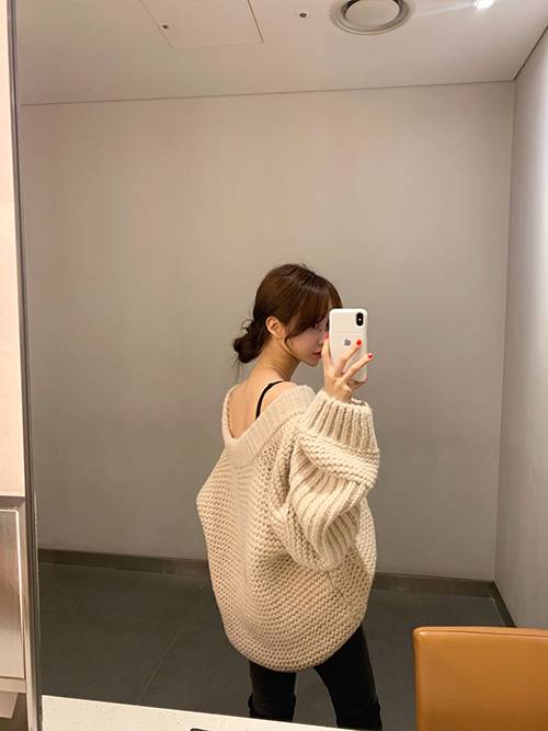 ビッグボタン Vネック ニット カーディガン レディース トップス ローゲージ ざっくり編み 袖あり 長袖 ボリューム袖 前開き ゆったり ポケット付き シンプル カジュアル 大人可愛い おしゃれ ビッグボタン Vネック ニット カーディガン レディース トップス ローゲージ ざっくり編み 袖あり 長袖 ボリューム袖 前開き ゆったり ポケット付き シンプル カジュアル 大人可愛い おしゃれ