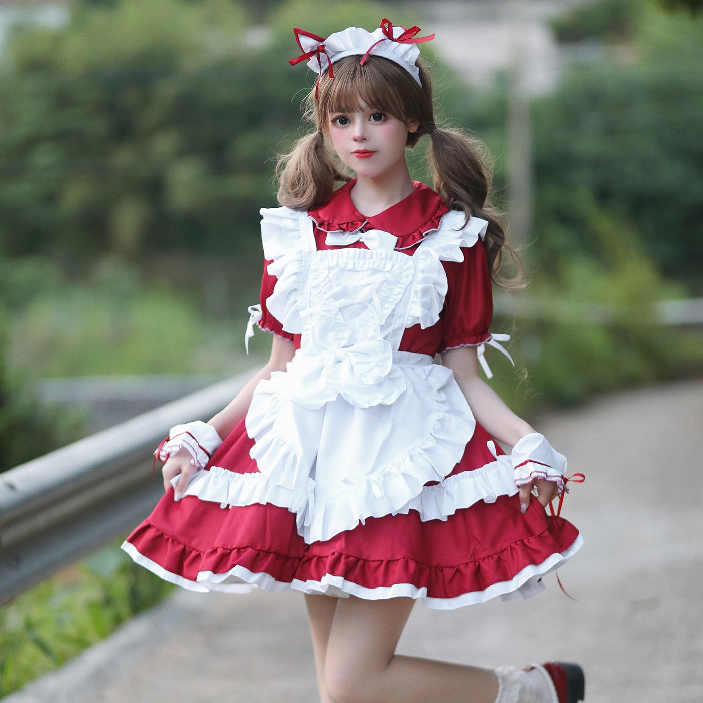 のかわいい女の子秋葉原高級メイド衣装 Cosplay 衣装インターネット有名人生放送