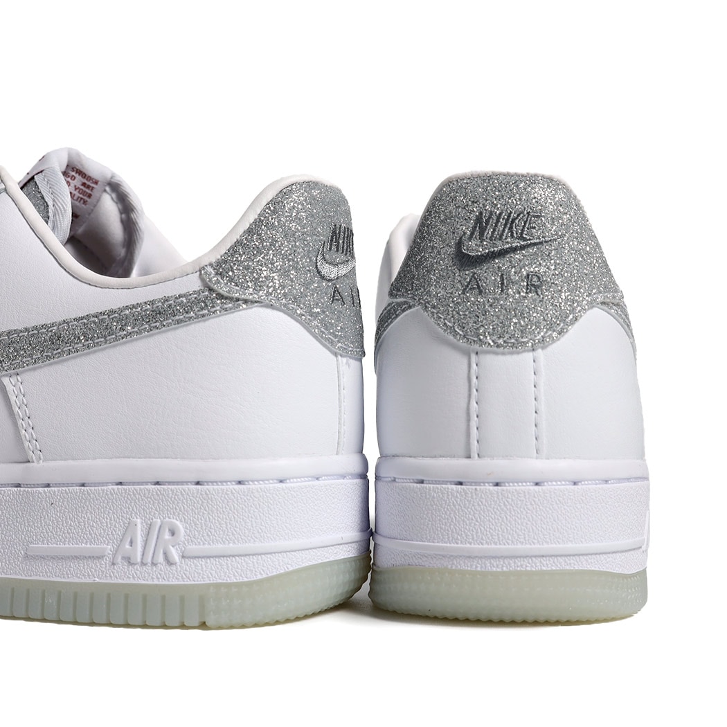 NIKE ナイキ ウィメンズ エアフォース スニーカー WMNS AIR FORCE 1 07 LX GLITTER SWOOSH ( 白 ホワイト ラメ レディース HQ3461-191 )