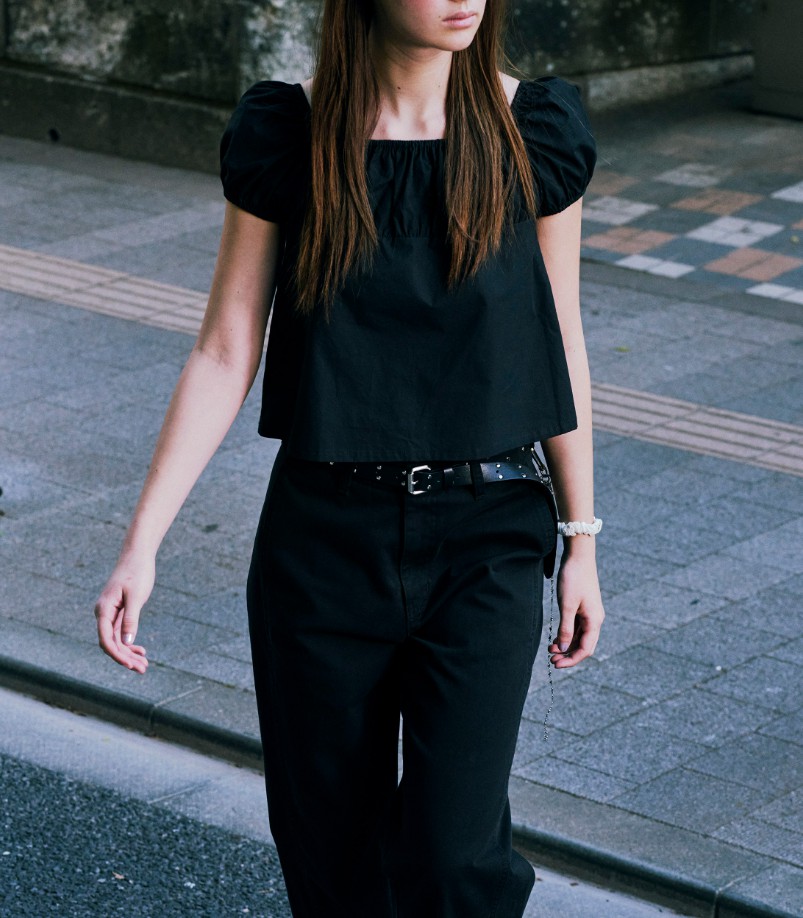 STUDDED LEATHER BELT (LC257BE03BK) STUDDED LEATHER BELT (LC257BE03BK)