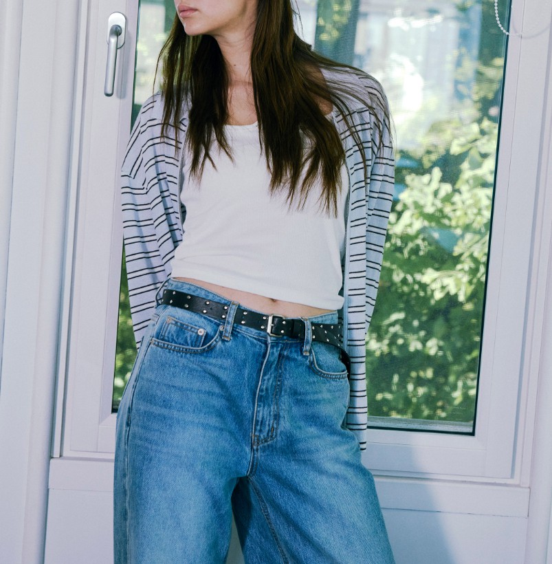 STUDDED LEATHER BELT (LC257BE03BK) STUDDED LEATHER BELT (LC257BE03BK)