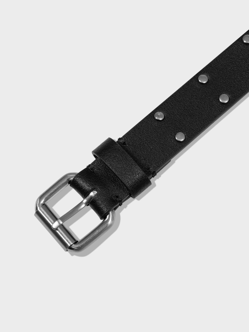 STUDDED LEATHER BELT (LC257BE03BK) STUDDED LEATHER BELT (LC257BE03BK)