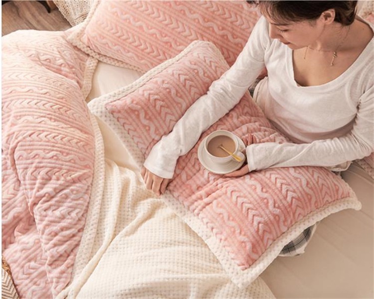 早い者勝ち キルトカバー 肌にやさしい カジュアル 大人気 厚手 裏起毛 暖かい 柔らかい