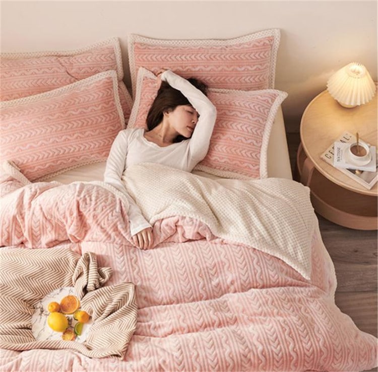 早い者勝ち キルトカバー 肌にやさしい カジュアル 大人気 厚手 裏起毛 暖かい 柔らかい