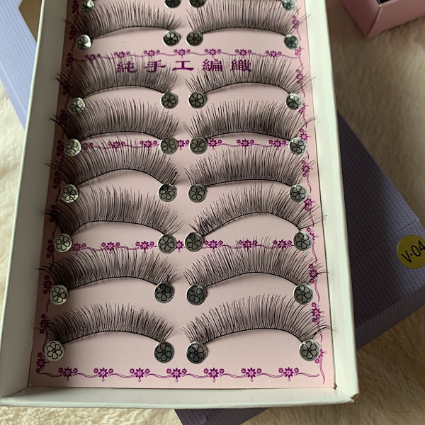 Qoo10] 激安つけまつげ！ 10ペア 台湾つけまつ