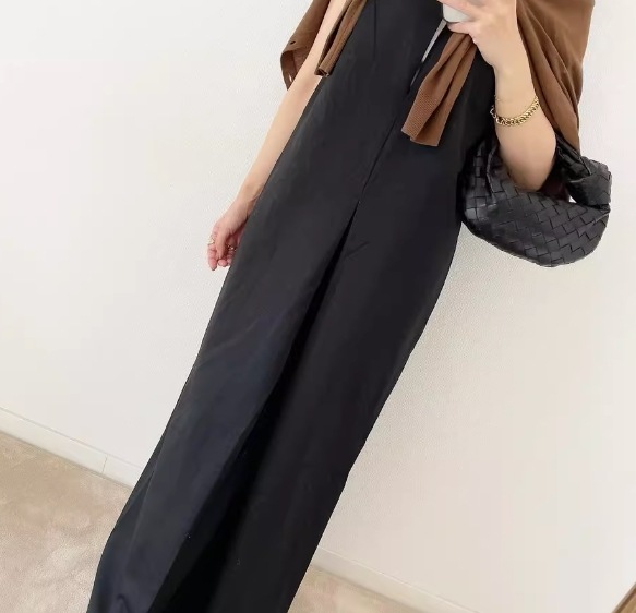 Vネック ノースリーブ ジャンプ スーツ ベスト ジャンプスーツ プチワイドレッグ ジャンプ スーツ オーバーオール