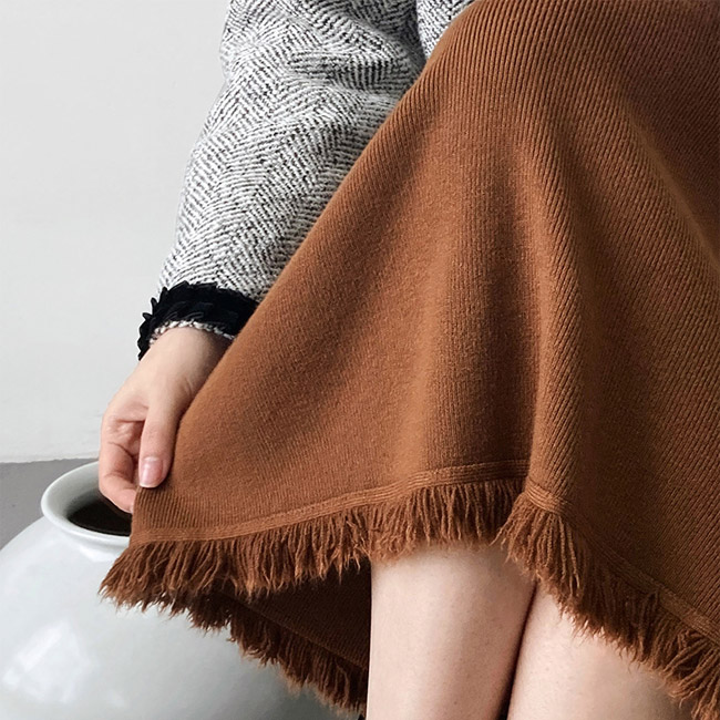 ニットワンピース レディース ニットセーター 無地 ハーフハイネック 長袖 リブ袖口 フリンジ付き ロング丈 トップス カジュアル 柔らかい 体型カバー スタイルアップ シンプル 快適 春秋 通勤 通 ニットワンピース レディース ニットセーター 無地 ハーフハイネック 長袖 リブ袖口 フリンジ付き ロング丈 トップス カジュアル 柔らかい 体型カバー スタイルアップ シンプル 快適 春秋 通勤 通