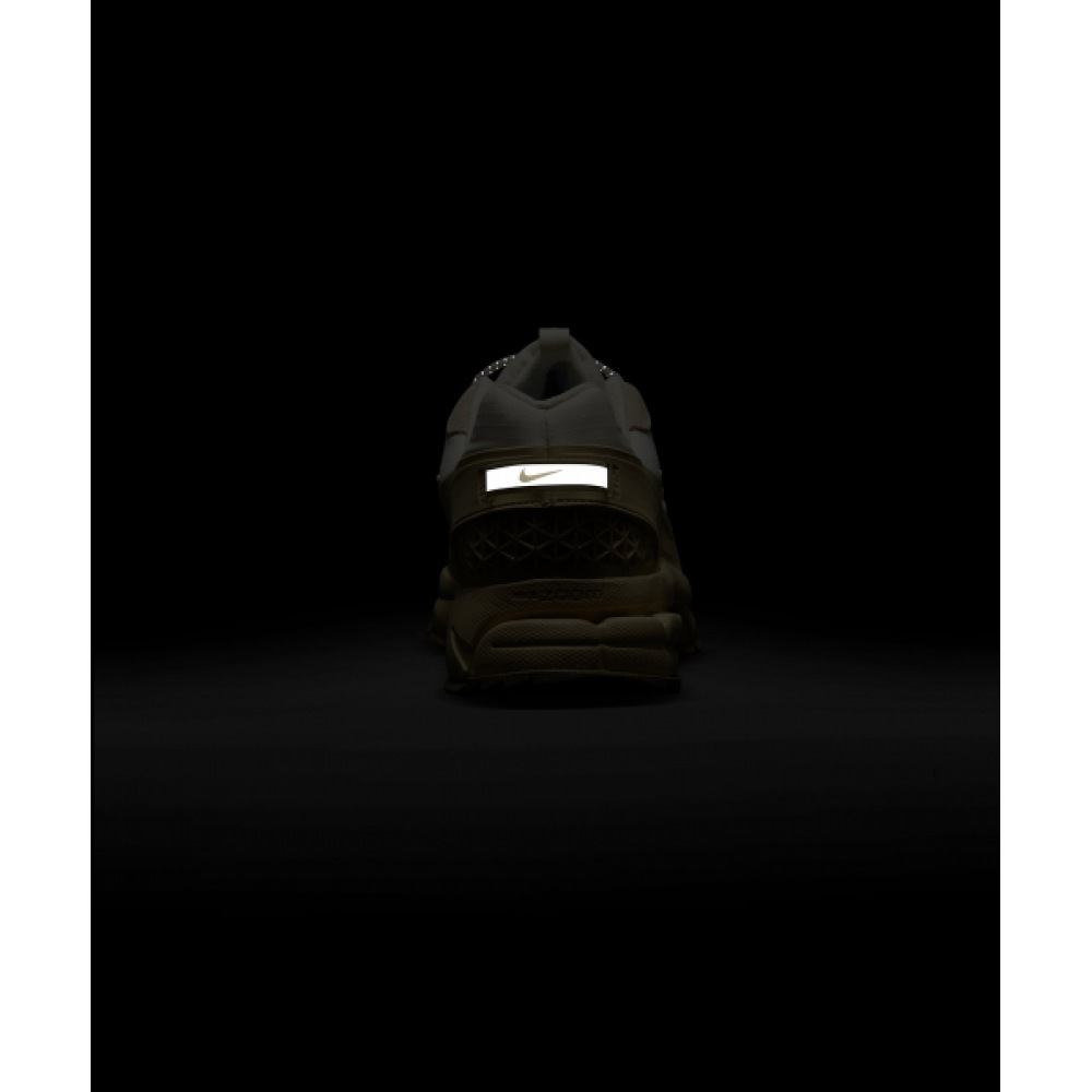 ナイキズームボメロ ROM M-ペールアイボリー:ライトカーキ:カーキ:ペールアイボリー/FV2295-101