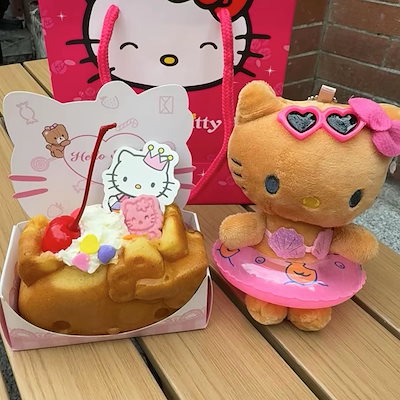Qoo10] キティちゃん 日焼け サングラス 浮き輪 : バッグ・雑貨