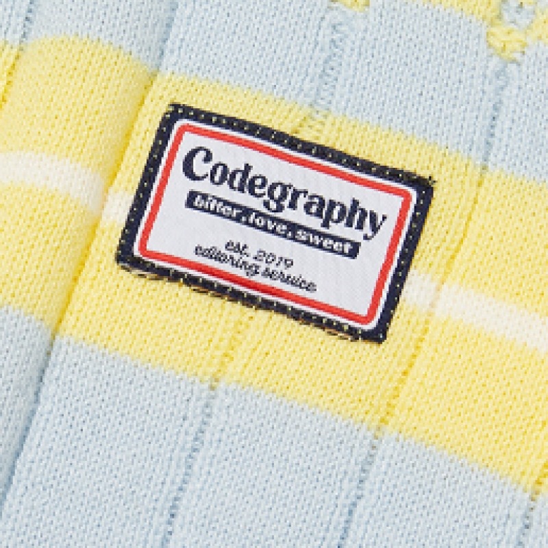 CODEGY (女性) ポイントラベルストライプクロップカーディガン_イエロー CODEGY (女性) ポイントラベルストライプクロップカーディガン_イエロー