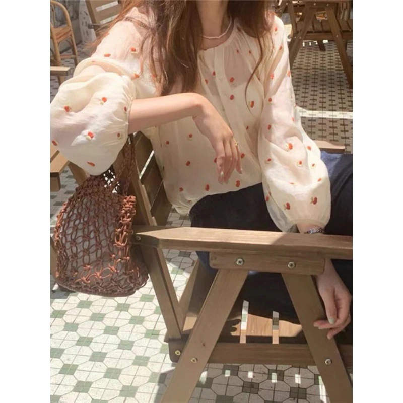 氷のシルクシフォンシャツの女性の夏の太陽のシャツの小さな新鮮な甘いブラウスブラウスカバーアップの刺繍フランスのハイセンス 氷のシルクシフォンシャツの女性の夏の太陽のシャツの小さな新鮮な甘いブラウスブラウスカバーアップの刺繍フランスのハイセンス