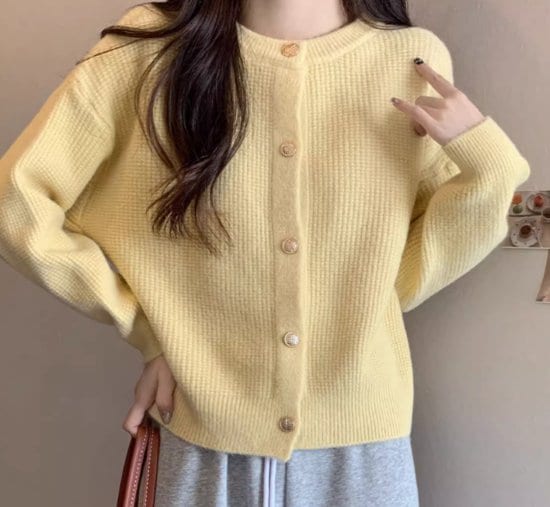 ニットカーディガン レディース カーディガン 羽織 ニット セータートップス ラウンドネック フロントボタン 金ボタン リブニット 長袖 シンプル 無地 カジュアル お出かけ おしゃれ ファッション ニットカーディガン レディース カーディガン 羽織 ニット セータートップス ラウンドネック フロントボタン 金ボタン リブニット 長袖 シンプル 無地 カジュアル お出かけ おしゃれ ファッション