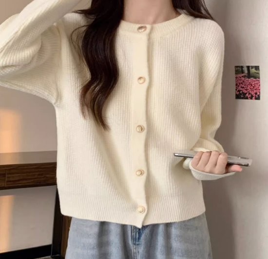 ニットカーディガン レディース カーディガン 羽織 ニット セータートップス ラウンドネック フロントボタン 金ボタン リブニット 長袖 シンプル 無地 カジュアル お出かけ おしゃれ ファッション ニットカーディガン レディース カーディガン 羽織 ニット セータートップス ラウンドネック フロントボタン 金ボタン リブニット 長袖 シンプル 無地 カジュアル お出かけ おしゃれ ファッション