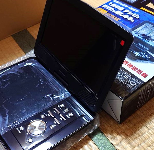 10インチ ワンセグ ポータブルDVDプレーヤー ZM-B10DREC テレビ - DVD 