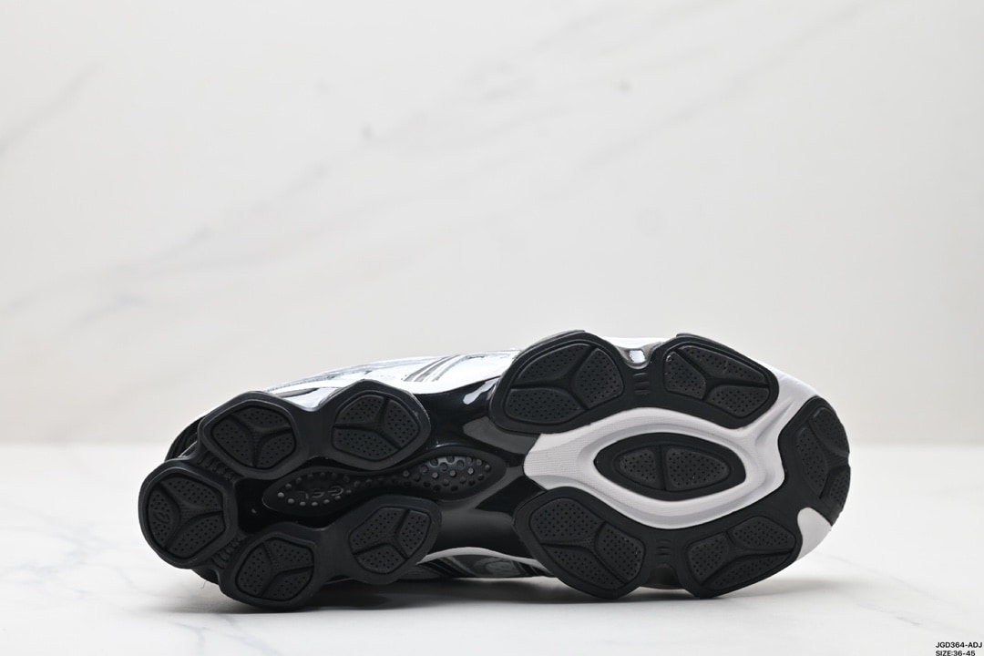 Running Shoes グレー 1203A270-201