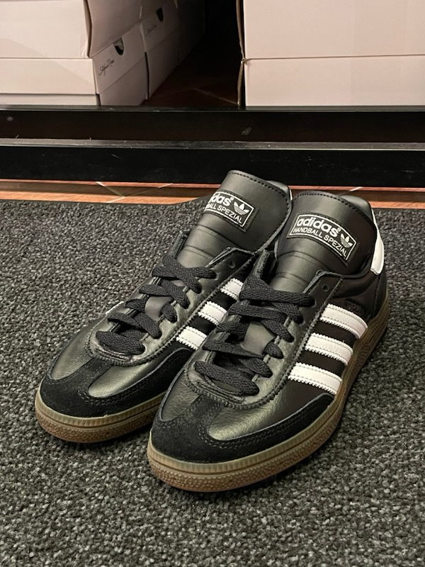 Qoo10] adidas HANDBALL SPEZIAL IH2