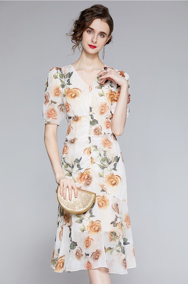 ワンピース 半袖 春 夏 秋 きれいめ Aライン フレアワンピース マーメイド フレアスカート 膝下 ミモレ丈 ミディアム丈 パフスリーブ Vネック 襟なし 透け感 春カラー アプリコット S M L