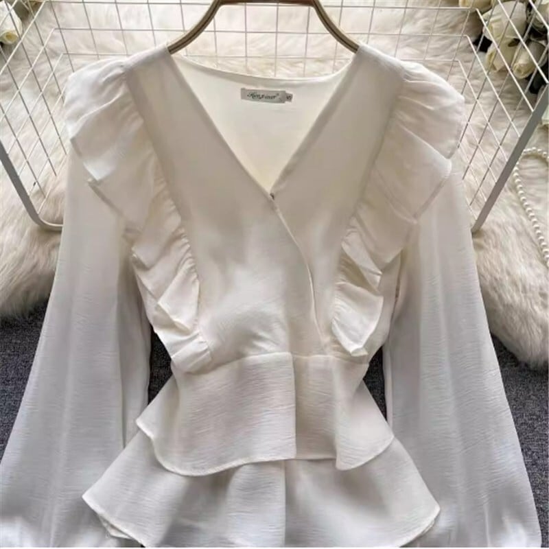トップス シャツ ブラウス 袖あり 長袖 Vネック フリル かわいい 大人可愛い きれいめ シンプル カジュアル 大人 上品 おしゃれ お洒落 かっこいい レトロ 大人女子 こなれ感 ラフ トップス シャツ ブラウス 袖あり 長袖 Vネック フリル かわいい 大人可愛い きれいめ シンプル カジュアル 大人 上品 おしゃれ お洒落 かっこいい レトロ 大人女子 こなれ感 ラフ