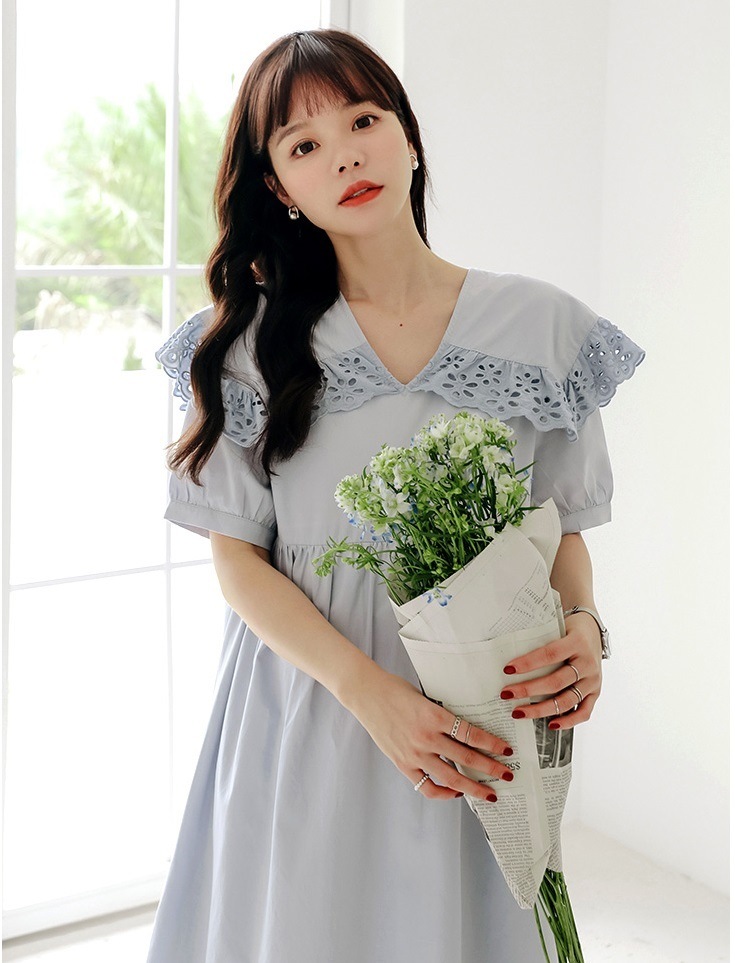 【日本未発売/送料無料】マタニティ ワンピース 大きめ襟 Vネック パンチングレース 【日本未発売/送料無料】マタニティ ワンピース 大きめ襟 Vネック パンチングレース