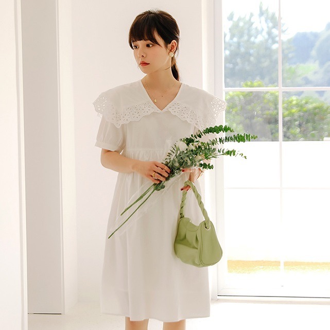 【日本未発売/送料無料】マタニティ ワンピース 大きめ襟 Vネック パンチングレース 【日本未発売/送料無料】マタニティ ワンピース 大きめ襟 Vネック パンチングレース