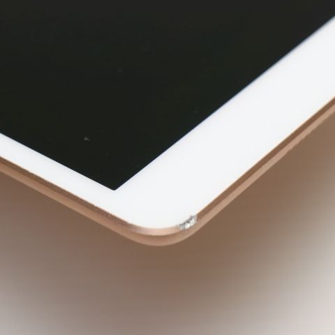 美品 iPad Air 3 wi-fiモデル 256GB ゴールド 本体 35