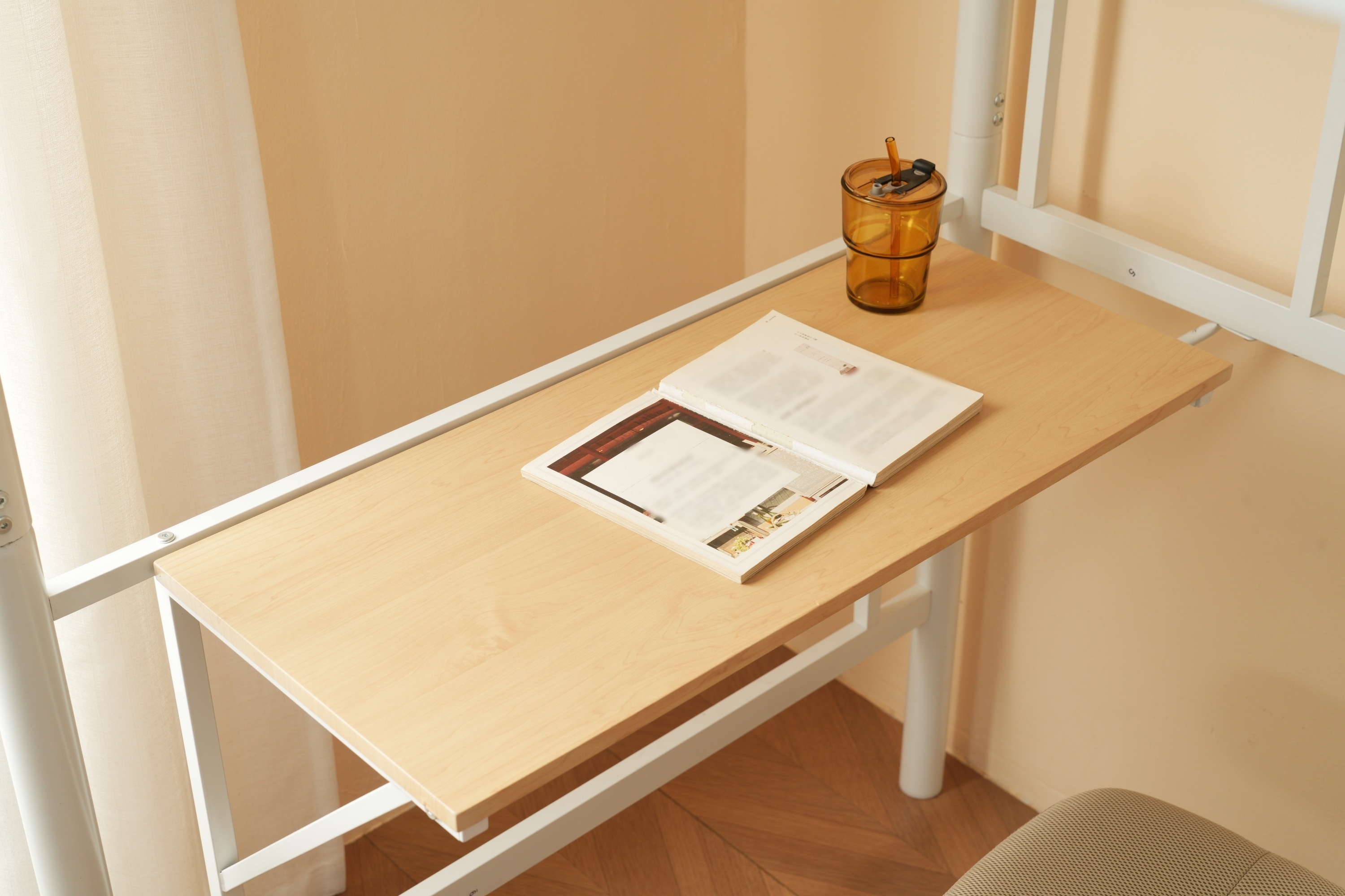 [レビュー投稿で 100 ポイント返還]ロフトベッド収納棚シングルデスク付きパイプベッド子供ベッドパイプ北欧風金属収納はしご