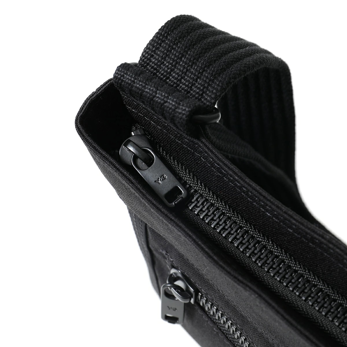 Y-3 ワイスリー ショルダーバッグ CL SACOCHE クラシック サコッシュ IY4075 メンズ クロスボディ ロゴ 鞄 BLACK