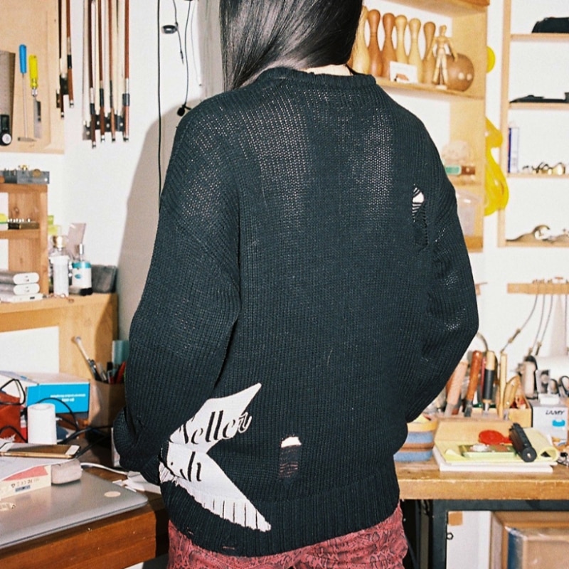 キャビッシュ W ダメージスターニットクルーネックブラック (CV2DFFK601A) キャビッシュ W ダメージスターニットクルーネックブラック (CV2DFFK601A)