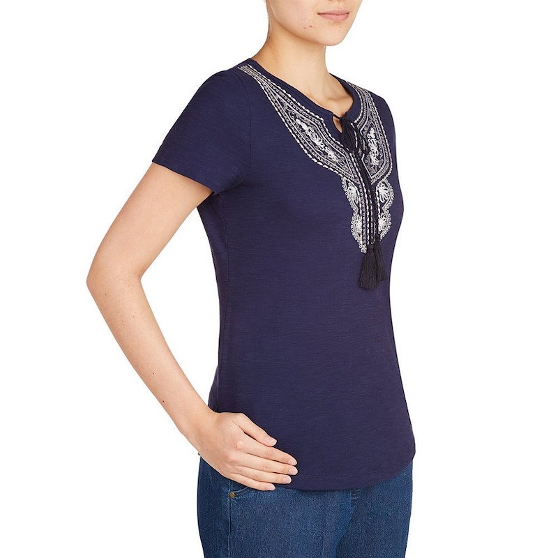 アリソン デイリー レディース トップス【Allison Daley Petites Embroidered Notch Neck Short Sleeve Knit Top】Navy アリソン デイリー レディース トップス【Allison Daley Petites Embroidered Notch Neck Short Sleeve Knit Top】Navy