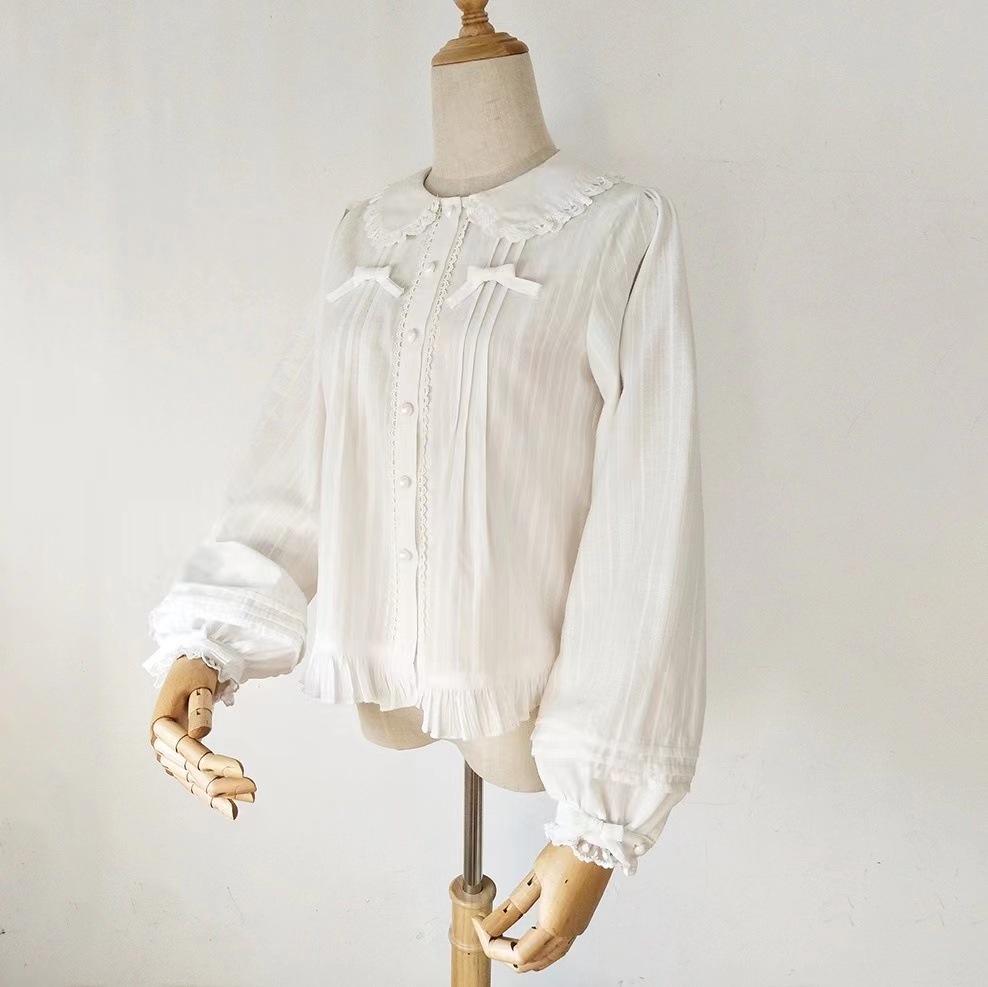 ロリータ秋冬長袖中にlolitaとベルベット保温シャツ純綿を着て純色簡単な上着を着ます ロリータ秋冬長袖中にlolitaとベルベット保温シャツ純綿を着て純色簡単な上着を着ます