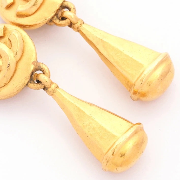 シャネル ココマーク 雫モチーフ スウィング クリップタイプ 【イヤリング】 シャネル ココマーク 雫モチーフ スウィング クリップタイプ 【イヤリング】