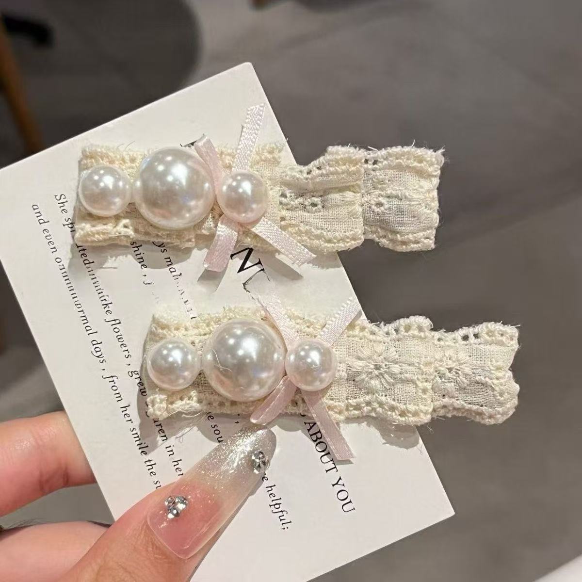 【1点ご購入 で10点プレゼントいたします】バレエ風白レースリボンヘアピン女前髪サイドヘアピンヘアアクセヘアピン高級感_3