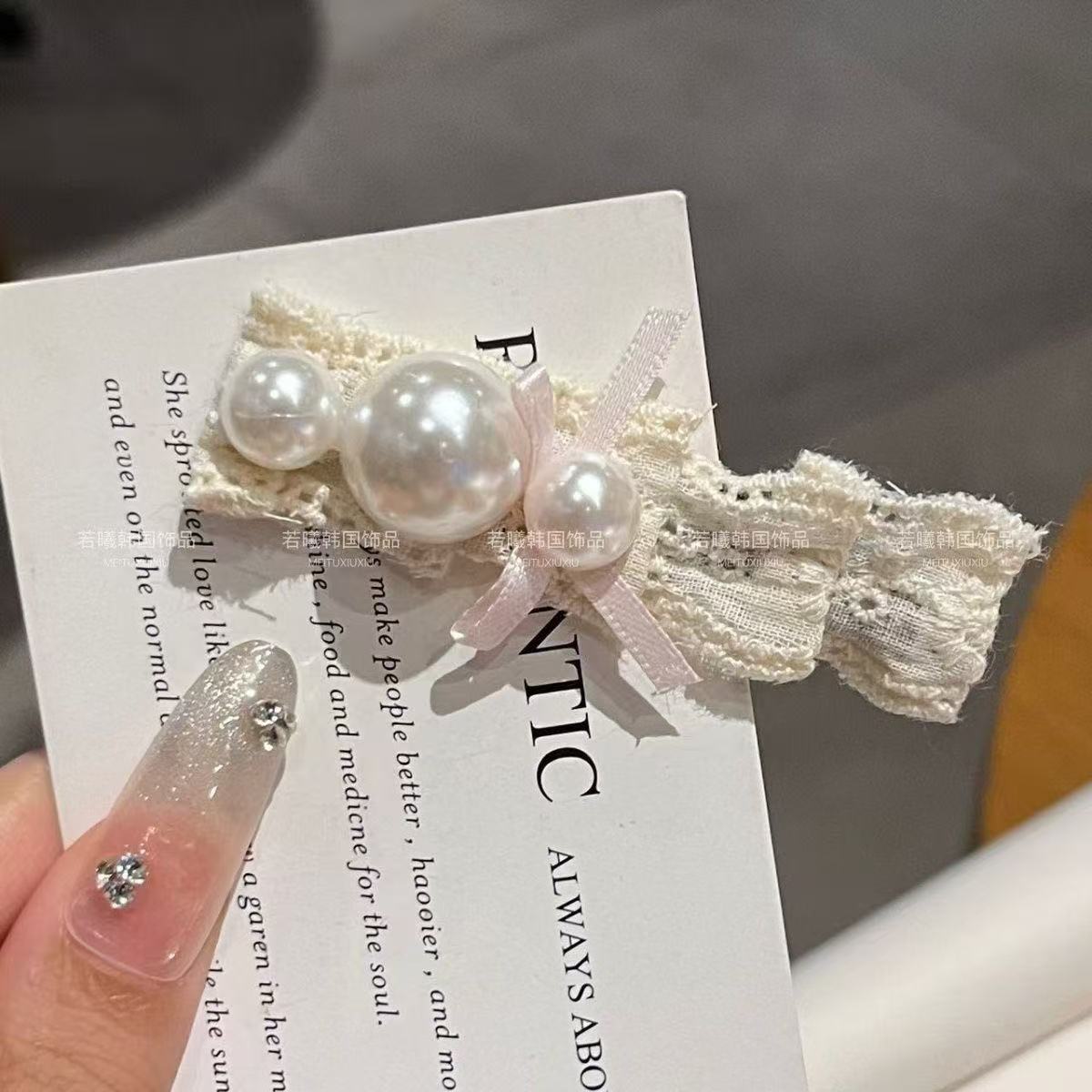【1点ご購入 で10点プレゼントいたします】バレエ風白レースリボンヘアピン女前髪サイドヘアピンヘアアクセヘアピン高級感_4