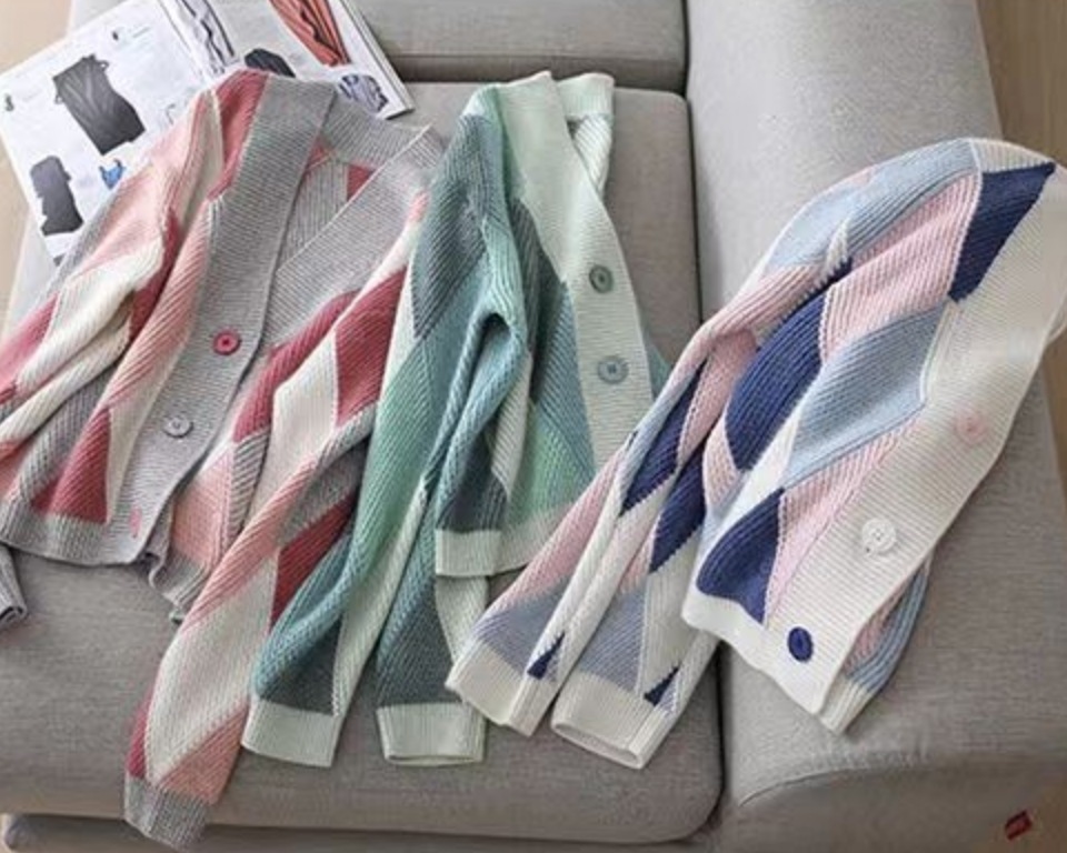 トップス デート カットソー ニットソー セーター カーディガン 袖あり 長袖 かわいい 大人可愛い きれいめ シンプル カジュアル 大人 上品 おしゃれ お洒落 主役級 存在感 春 秋 冬 10代 トップス デート カットソー ニットソー セーター カーディガン 袖あり 長袖 かわいい 大人可愛い きれいめ シンプル カジュアル 大人 上品 おしゃれ お洒落 主役級 存在感 春 秋 冬 10代