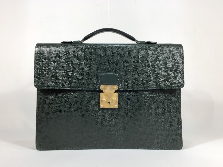 ビジネスバッグ タイガ セルヴィエット クラド M30074 グリーン 【中古品】