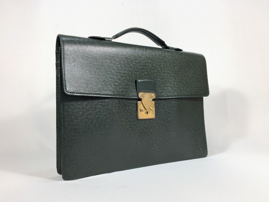 ビジネスバッグ タイガ セルヴィエット クラド M30074 グリーン 【中古品】